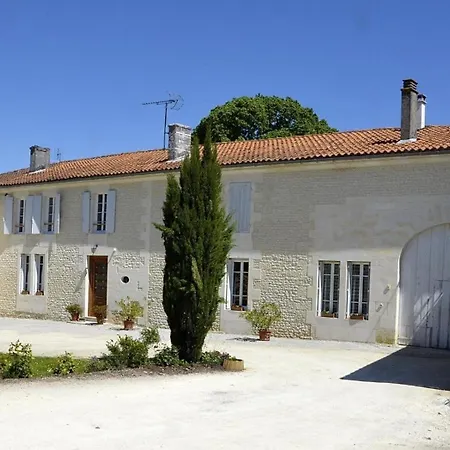 Le Vieux Noyer 3*