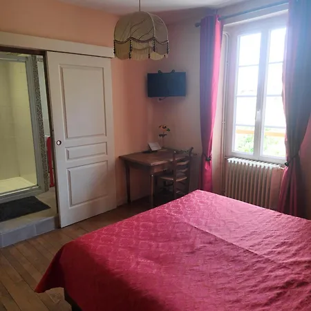 Le Vieux Noyer